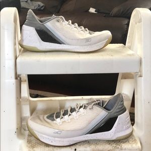 Curry 3 low